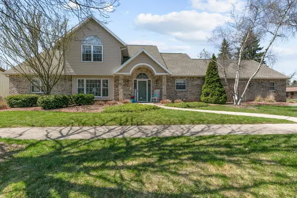 2611 N Nicholas Street, APPLETON, WI 54914