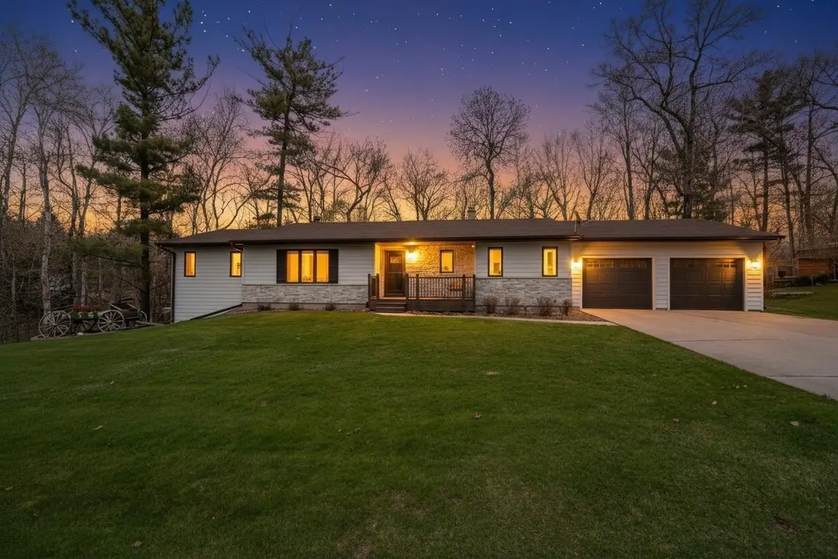 371 Wesley Avenue, Green Bay, WI 54302-4233 - #1