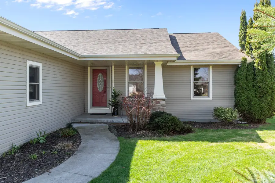 W6181 Sherwood Point Drive, Greenville, WI 54942 - #2