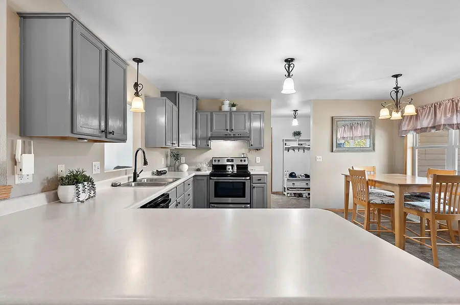 512 Applewood Drive, Kimberly, WI 54136 - #3