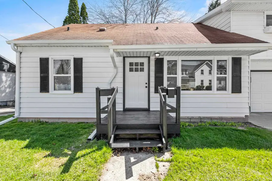 1106 N Drew Street, Appleton, WI 54911 - #2