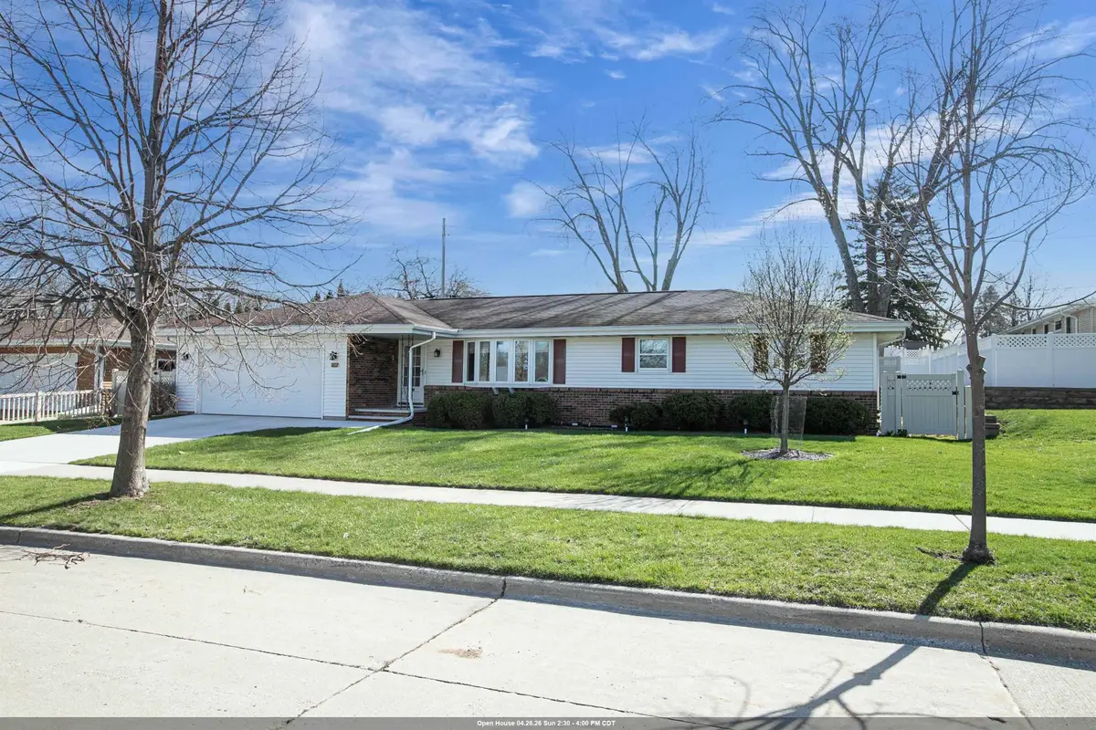 1508 N Eugene Street, Appleton, WI 54914 - #1