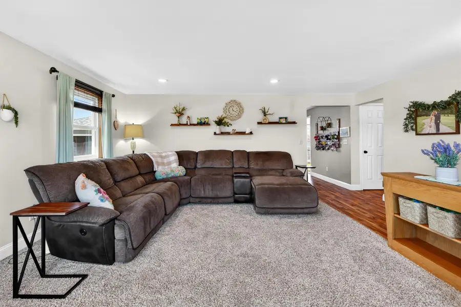 2505 Laverne Lane, Kaukauna, WI 54130-3430 - #2