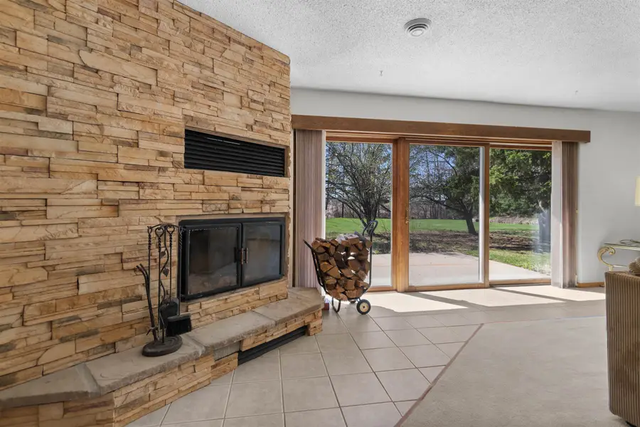 10 N Kurt Avenue, Appleton, WI 54913 - #2