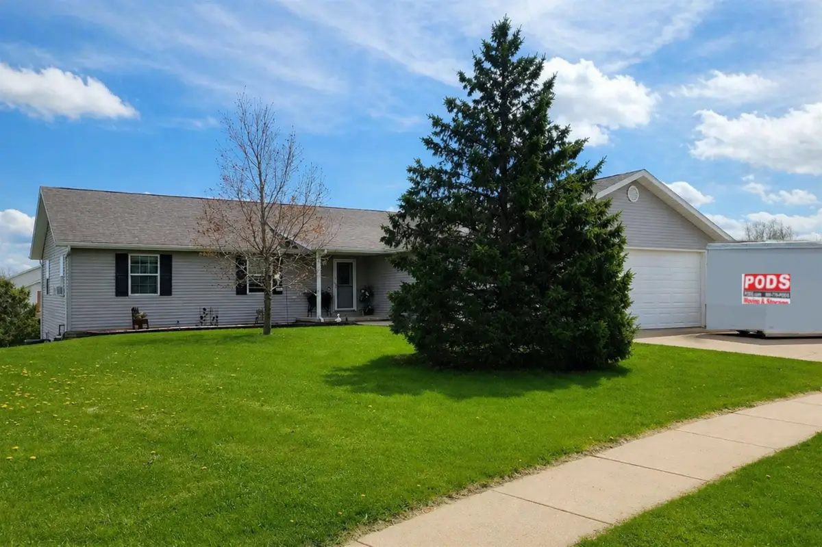 511 Island View Circle, Hustisford, WI 53034-9706 - #1