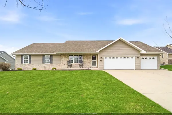 N2369 Holy Hill Drive, GREENVILLE, WI 54942