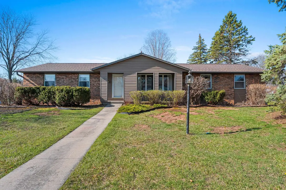 1259 Swan Court, Green Bay, WI 54313-5854 - #1