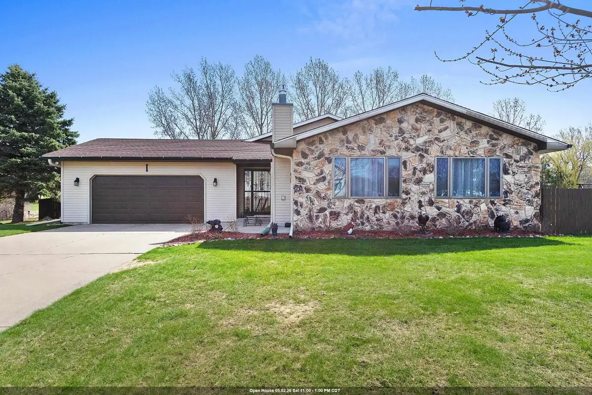 N6426 Bahr Estates Drive, Cecil, WI 54111 - #1