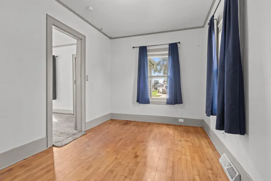 120 Allen Avenue, Oshkosh, WI 54901-1952 - #3