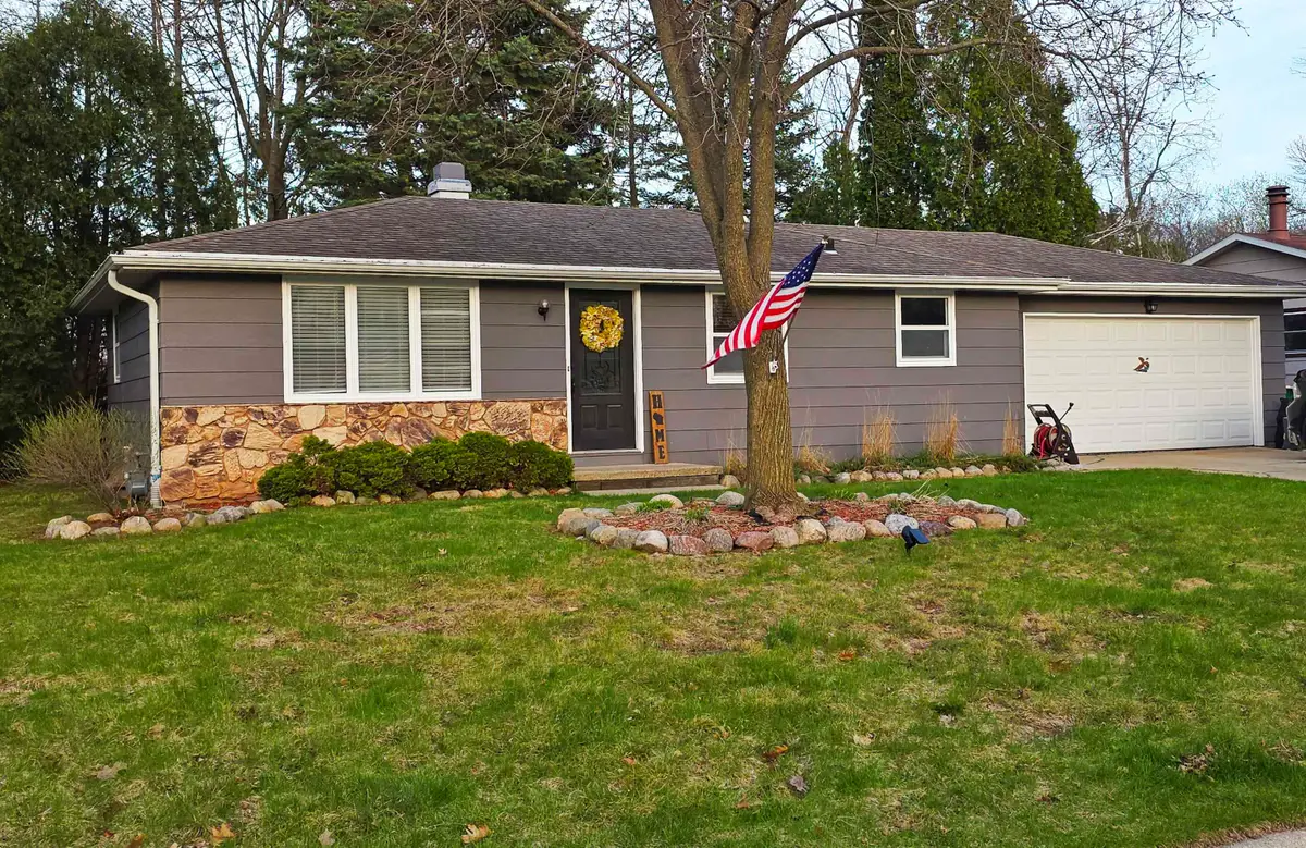 1225 Delray Drive, Green Bay, WI 54304-1446 - #1