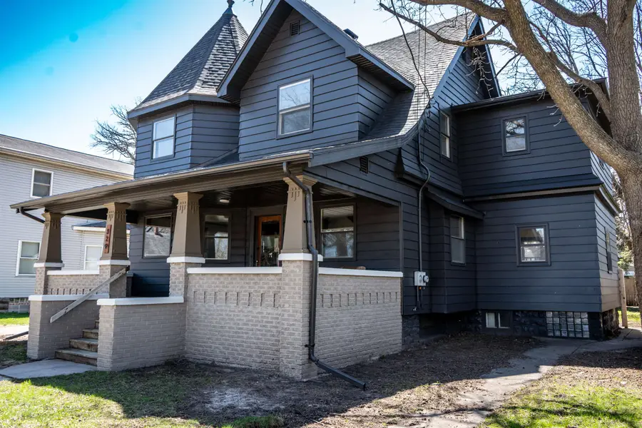 329 Taylor Street, Kaukauna, WI 54130 - #2