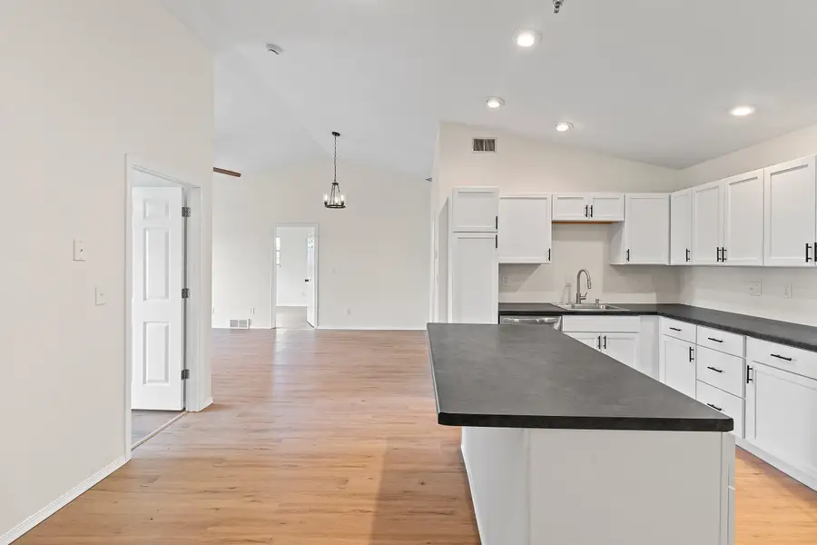 W6143 Victorian Drive #15, Appleton, WI 54915 - #3