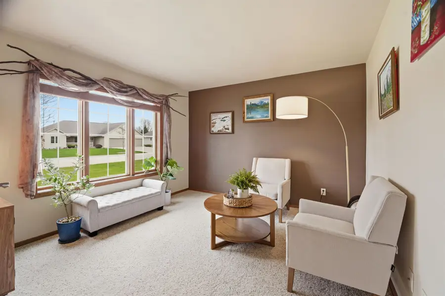 1730 Cinnabar Way, Green Bay, WI 54311 - #2