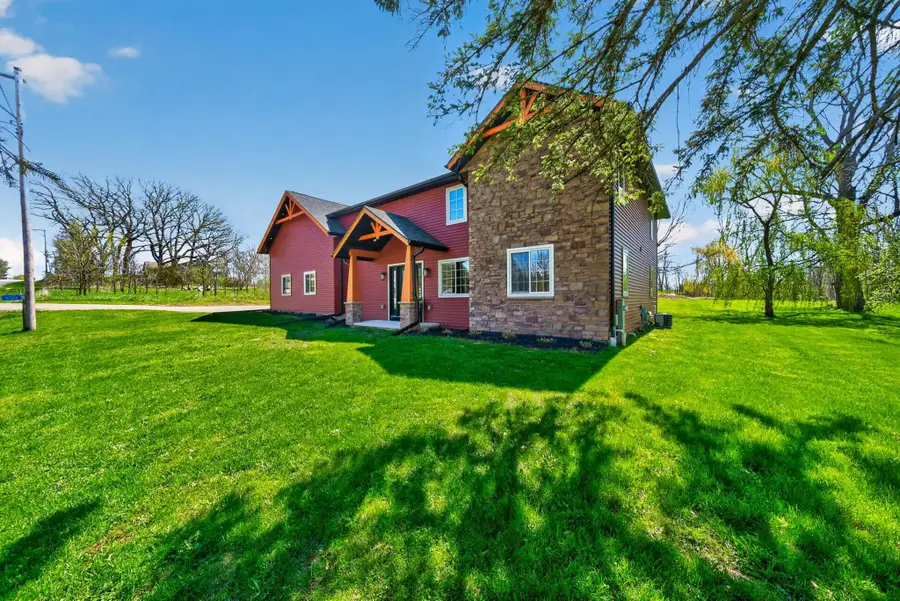 8783 County Rd K, Eureka, WI 54963 - #2