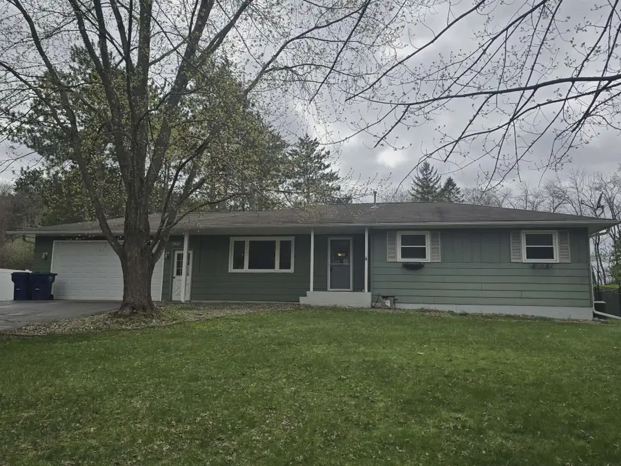 N2621 Woodland Circle, Waupaca, WI 54981 - #2