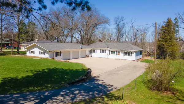 N8706 Landing Road, BERLIN, WI 54923