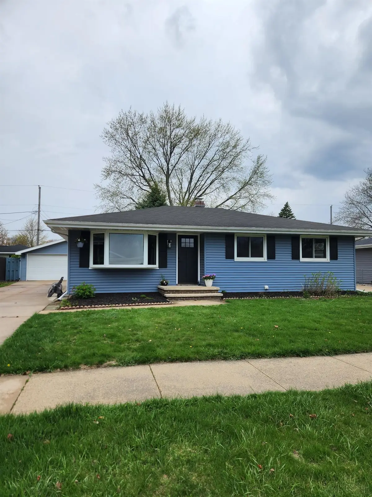 319 S Midpark Drive, Appleton, WI 54915 - #1