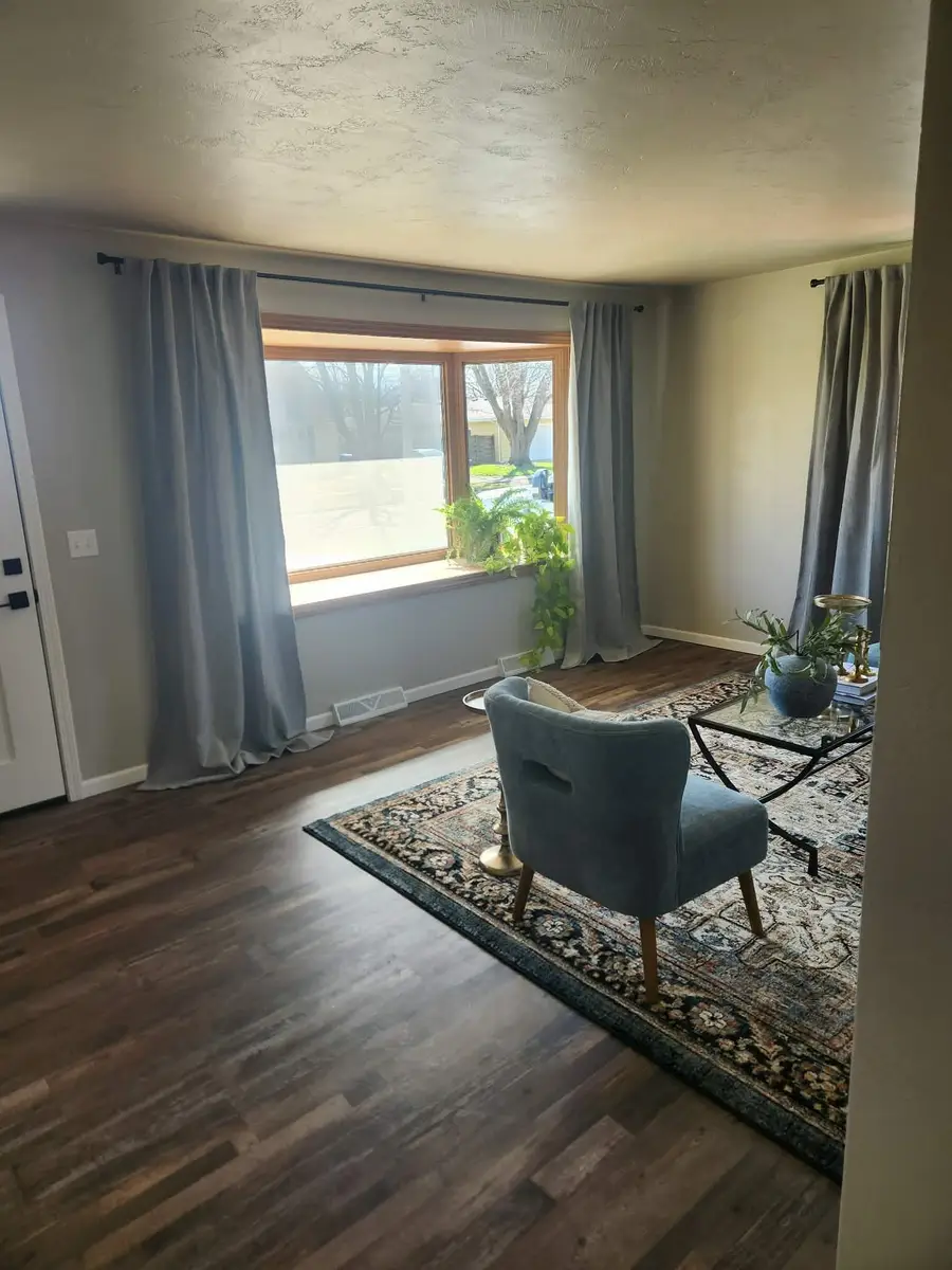 319 S Midpark Drive, Appleton, WI 54915 - #3