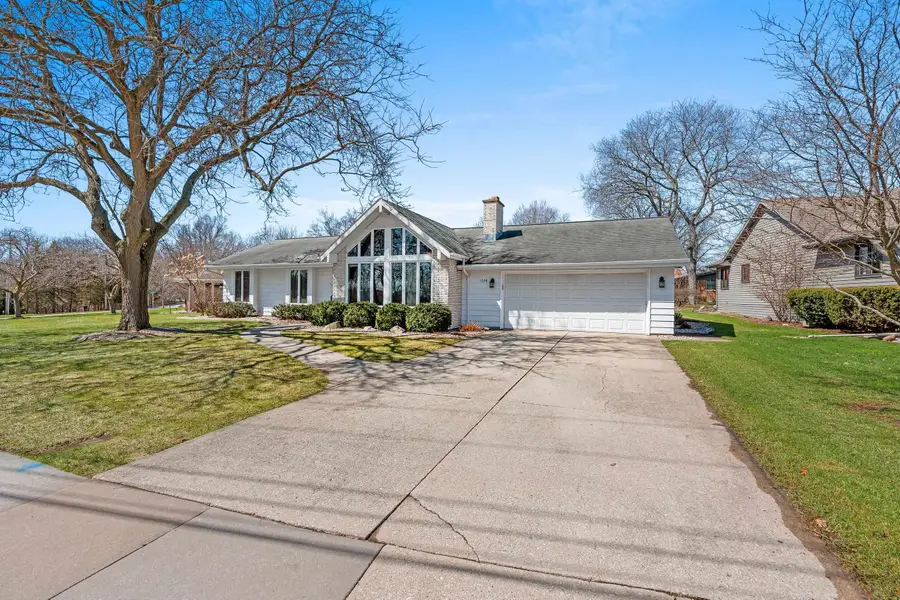 1028 Riverside Drive, Kaukauna, WI 54130 - #2