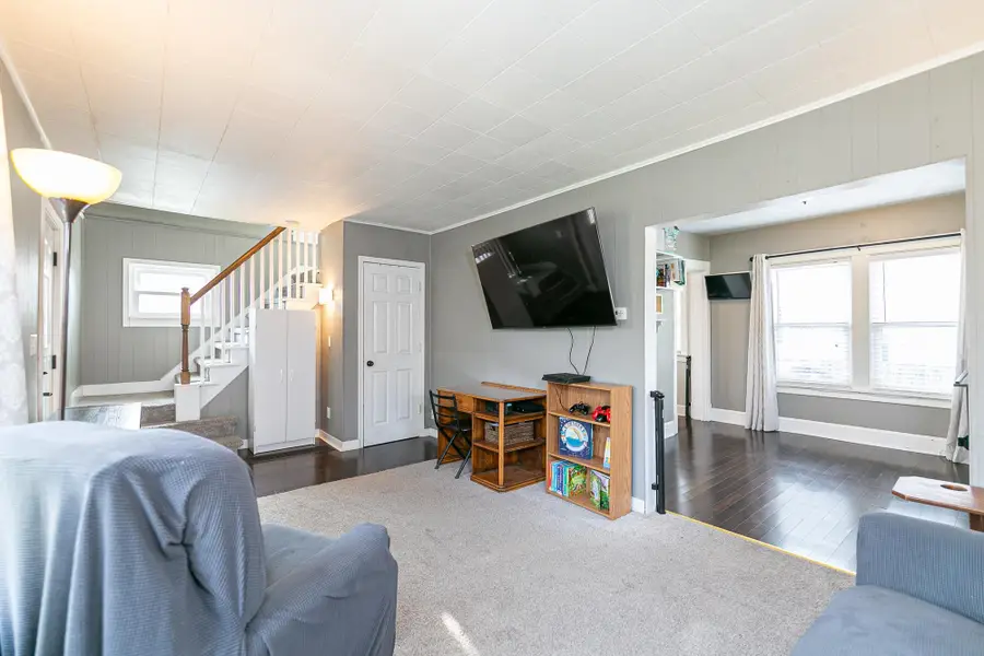 620 Sherry Street, Neenah, WI 54956 - #3