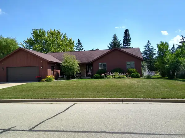 4715 Periwinkle Court, APPLETON, WI 54914