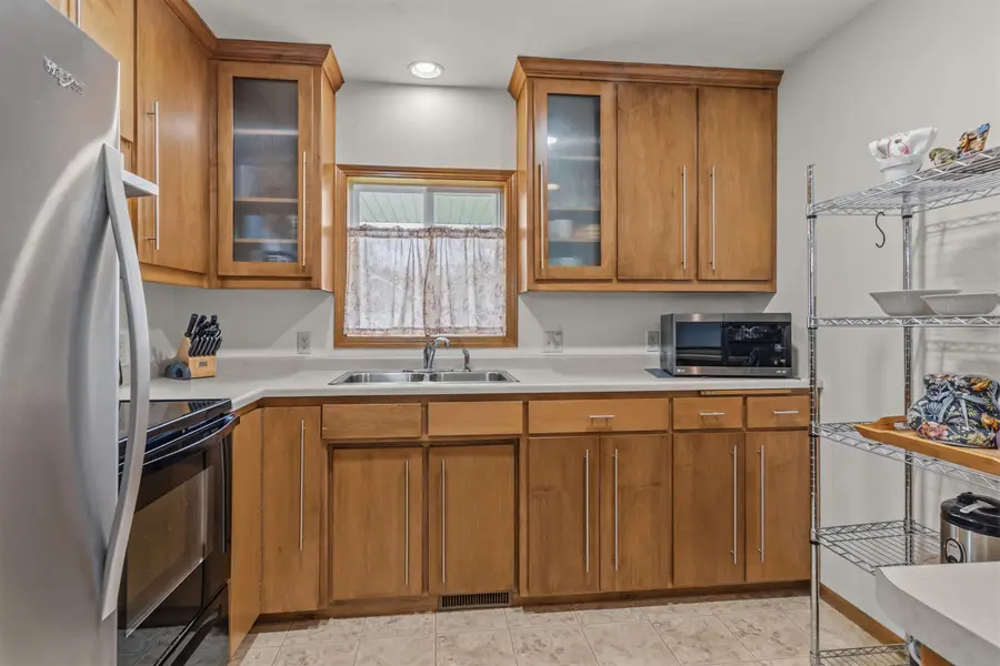 1160 Harold Drive, Menasha, WI 54952 - #3