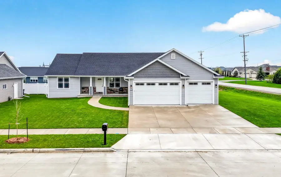 3309 E Aquamarine Avenue, Appleton, WI 54913 - #2