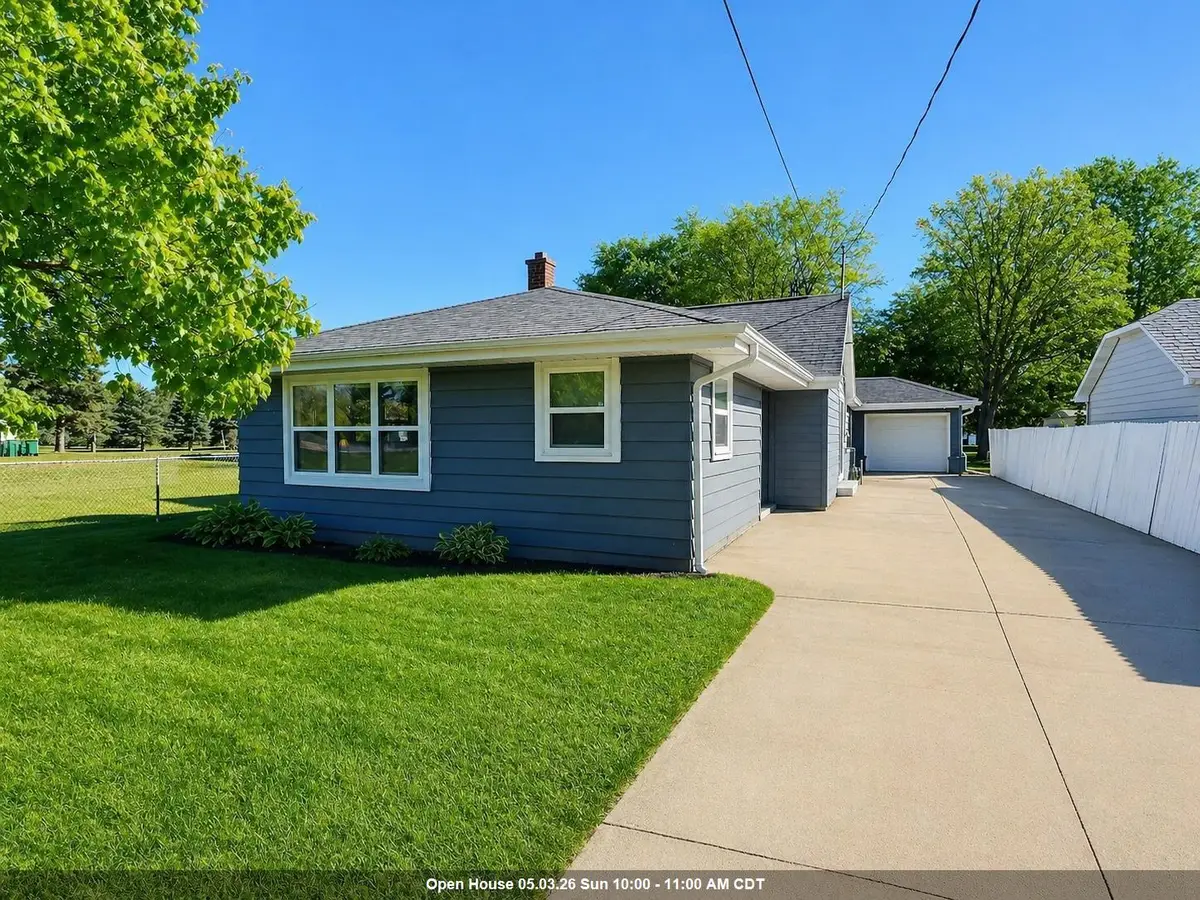 N9017 Lakeshore Drive, Van Dyne, WI 54979 - #1