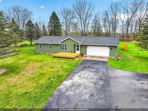 W3903 Adolph Road, SEYMOUR, WI 54165