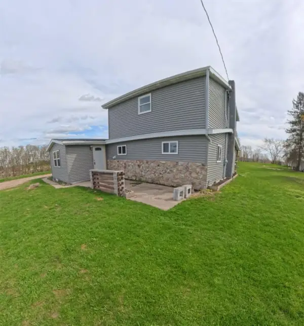 10931 Gillett Town Hall Road, GILLETT, WI 54124