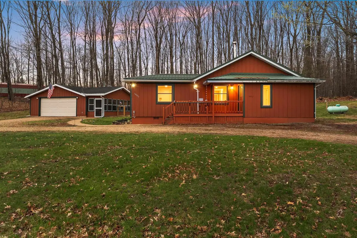 10257 Cedar Valley Lane, Suring, WI 54174 - #1