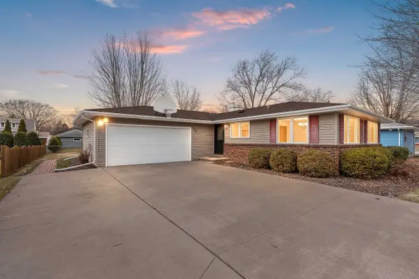 736 Melissa Street, MENASHA, WI 54952-1718