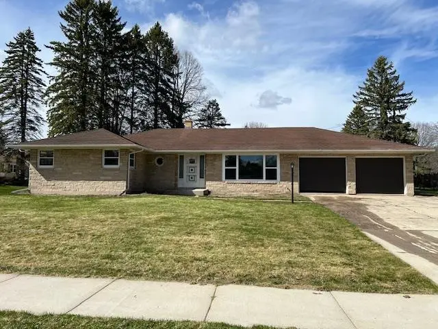 508 Waldo Boulevard, Manitowoc, WI 54220-2828 - #1