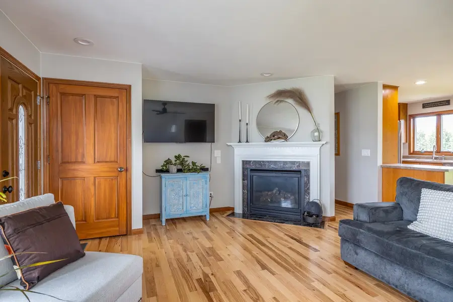 217 Howard Drive, Hortonville, WI 54944-8907 - #2