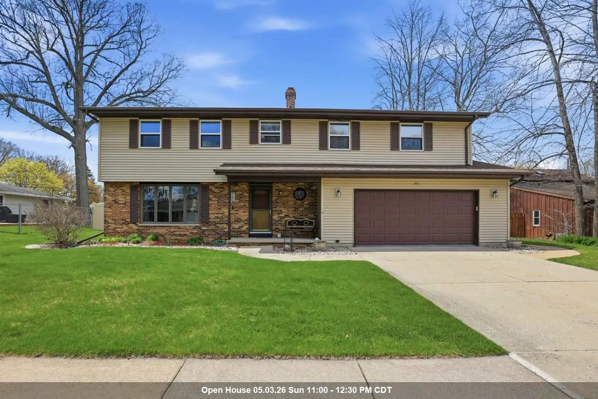 2511 S Carpenter Street, Appleton, WI 54915-2136 - #1