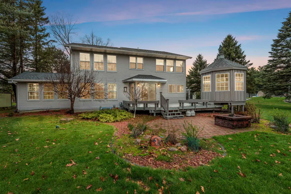 204875 Lake Drive, Rosholt, WI 54473 - #1