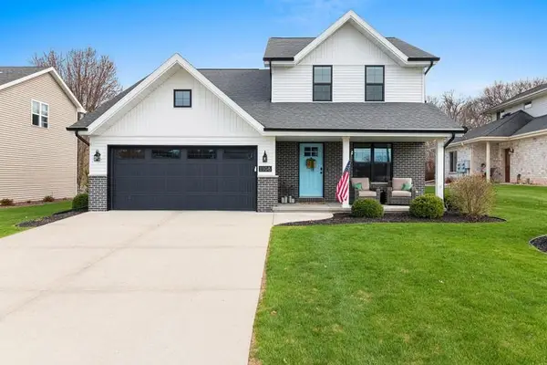 1108 Heyerdahl Heights, HOBART, WI 54115