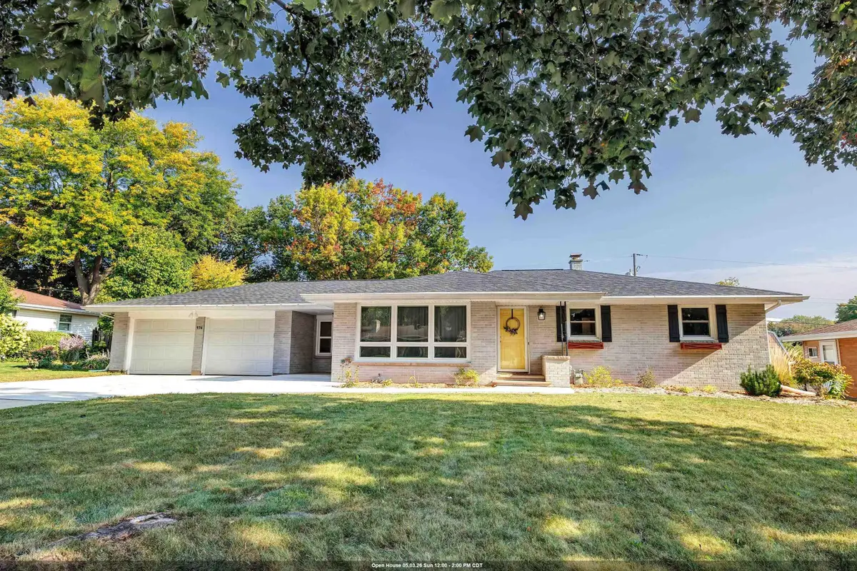 976 Watermolen Avenue, Green Bay, WI 54304 - #1