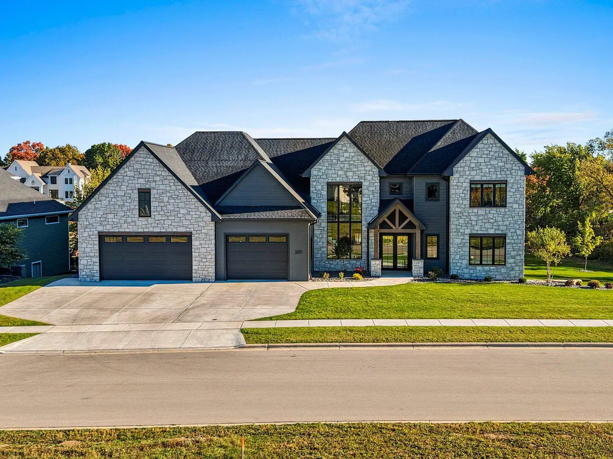 2011 Labyrinth Lane, De Pere, WI 54115 - #1