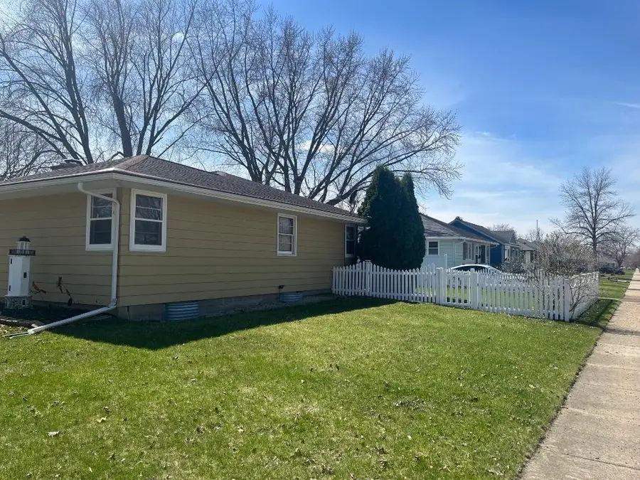 394 Taft Street, Fond Du Lac, WI 54935 - #3