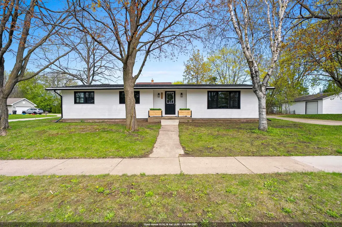 2120 Crane Street, Oshkosh, WI 54901 - #1