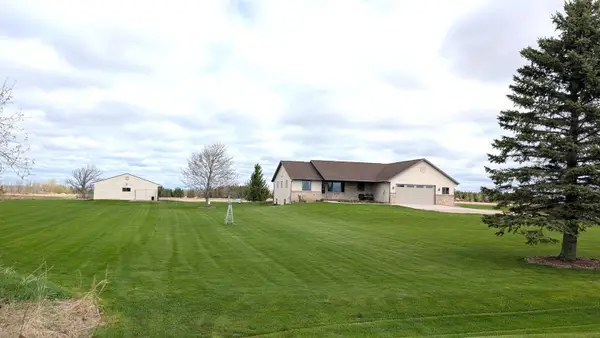 W2150 Crosstown Road, HILBERT, WI 54129