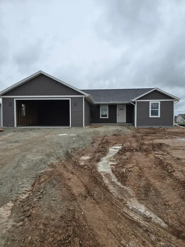 N3908 Deere Drive, KAUKAUNA, WI 54130
