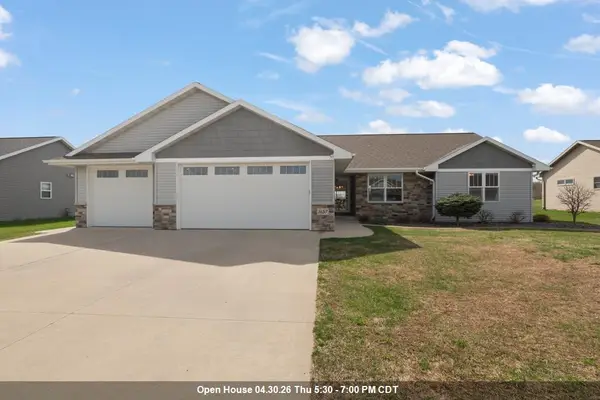 1657 Red Oak Street, GREEN BAY, WI 54313