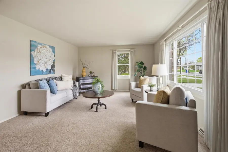 2717 N Elmwood Court, Appleton, WI 54911 - #2