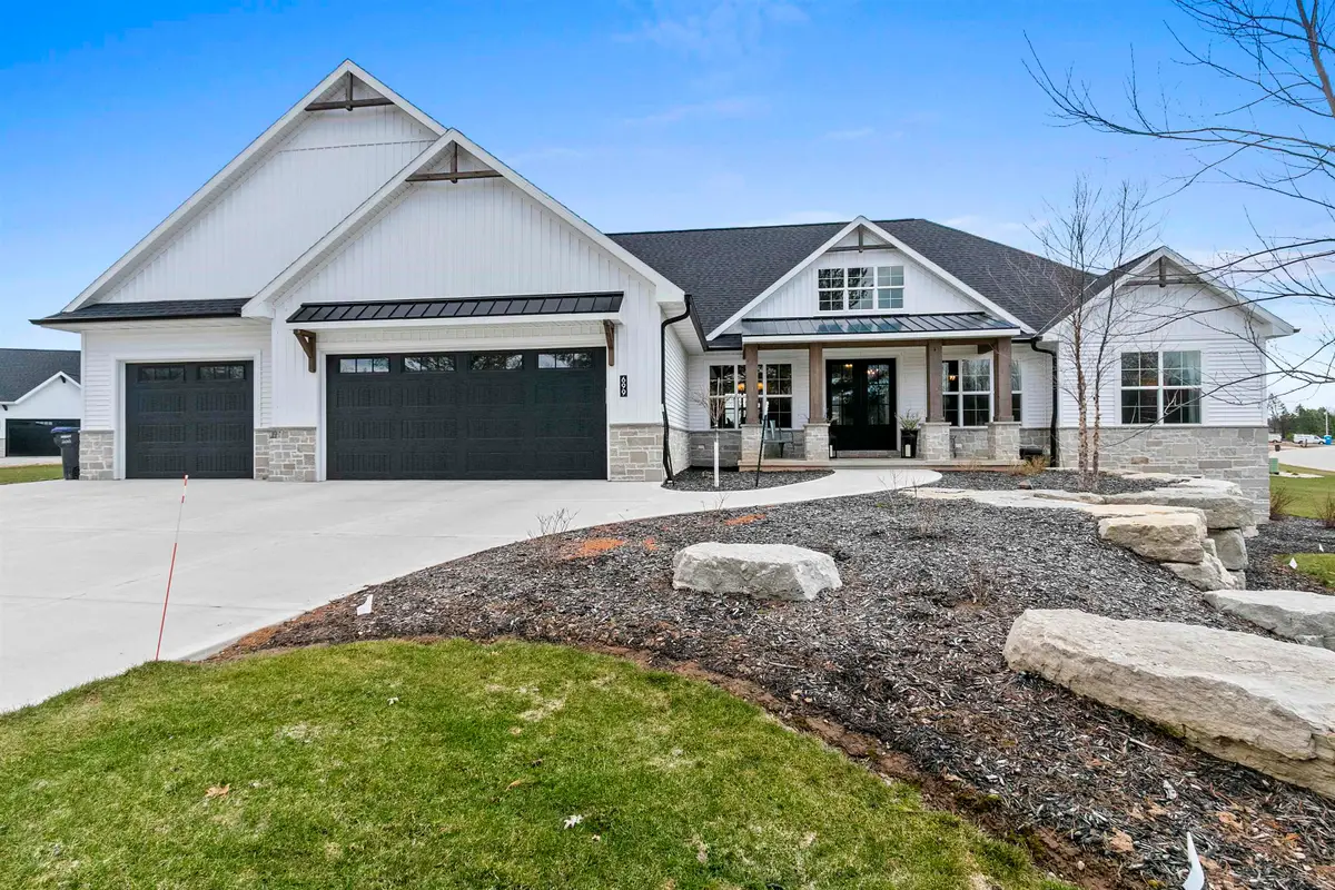 699 Blackberry Court, Oneida, WI 54155 - #1
