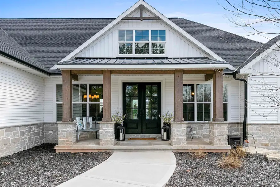 699 Blackberry Court, Oneida, WI 54155 - #2
