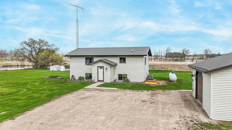 W722 County Rd X, Berlin, WI 54923 - #2