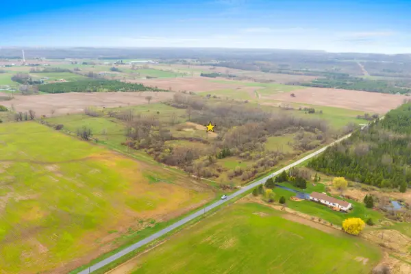 Low Road, BRUSSELS, WI 54204