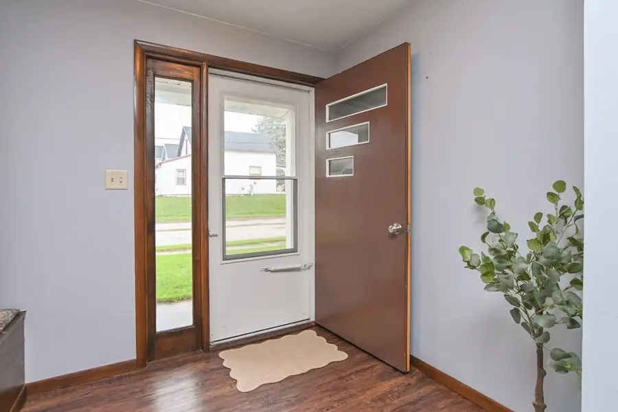 305 Columbus Avenue, Brillion, WI 54110 - #2